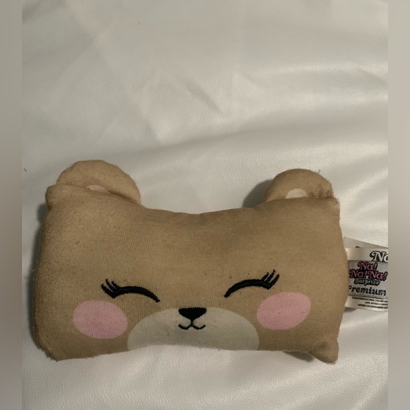 Na Na Na Surprise Teens Slumber Party 11" Lara Vonn Doll W/Sleeping Bag & Pillow - Picture 6 of 9